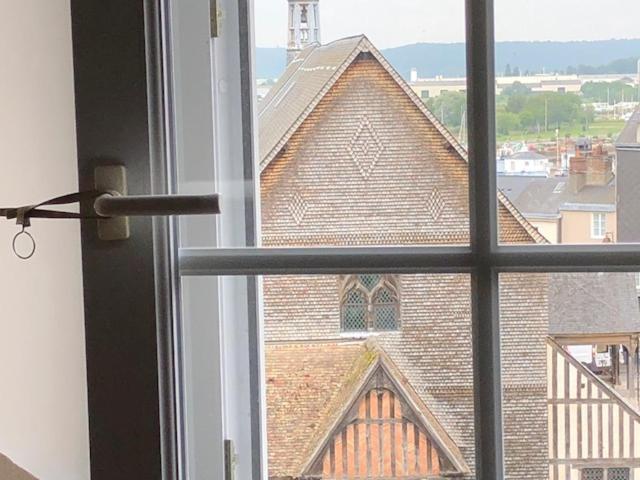 Au Coeur De Sainte Catherine Honfleur Buitenkant foto